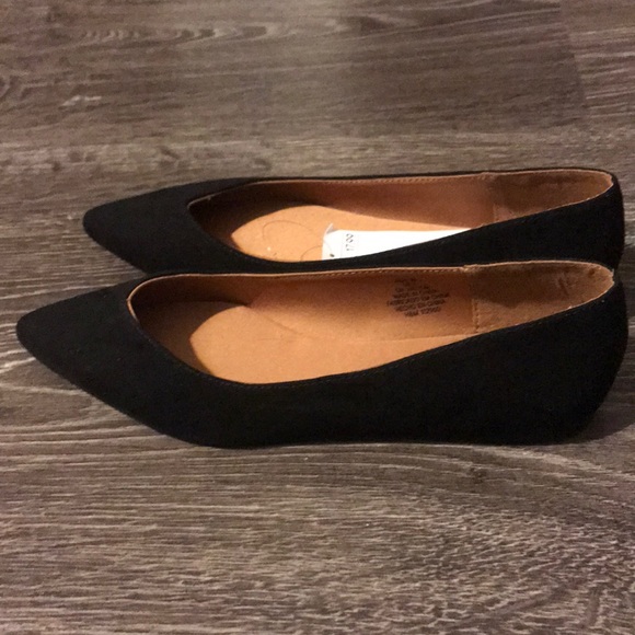 Flats - Picture 2 of 2